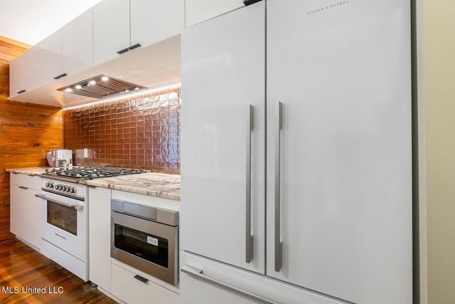 301 S Toulme Street, 103, Bay Saint Louis, MS 39520