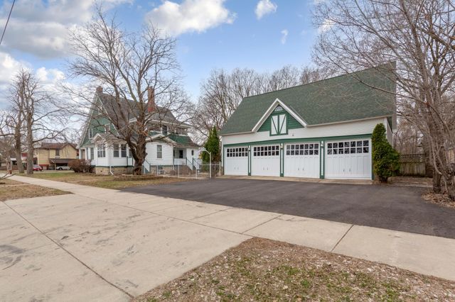 504 7th Street NW, Faribault, MN 55021