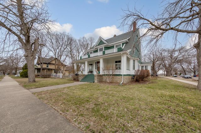 504 7th Street NW, Faribault, MN 55021