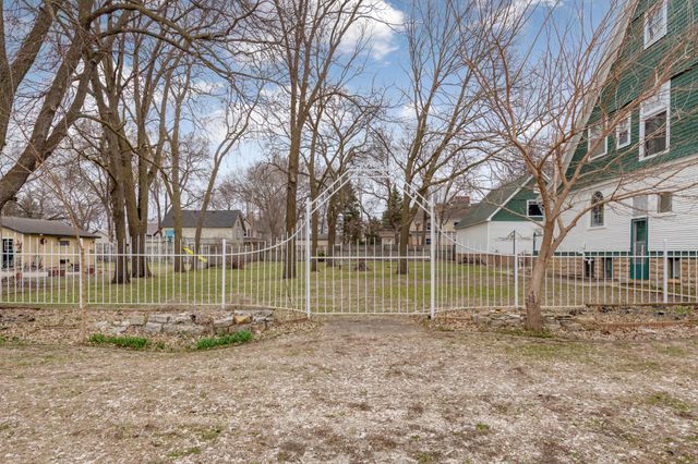 504 7th Street NW, Faribault, MN 55021