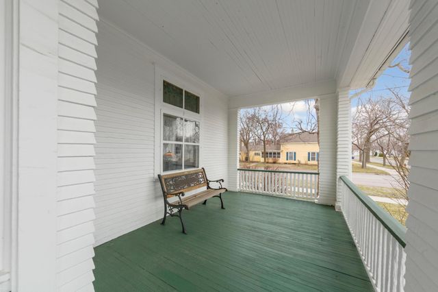 504 7th Street NW, Faribault, MN 55021