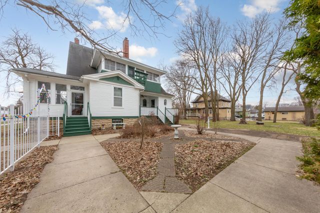 504 7th Street NW, Faribault, MN 55021