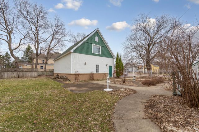 504 7th Street NW, Faribault, MN 55021