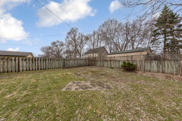 504 7th Street NW, Faribault, MN 55021