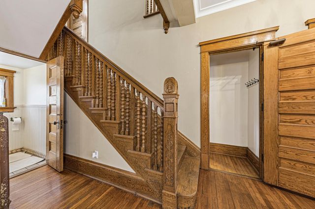 504 7th Street NW, Faribault, MN 55021