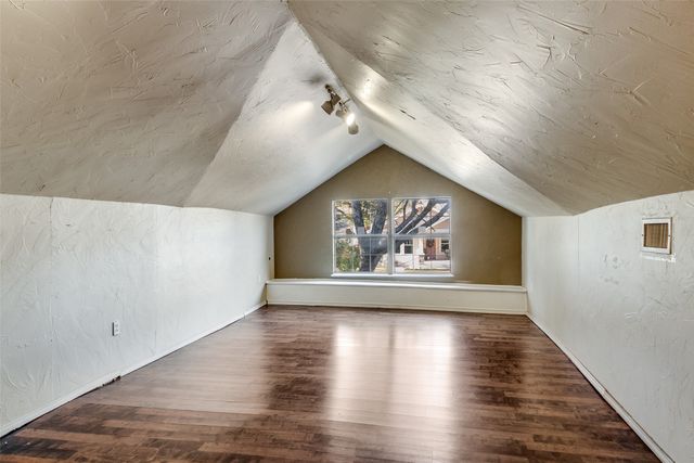 5710 Worth Street, Dallas, TX 75214