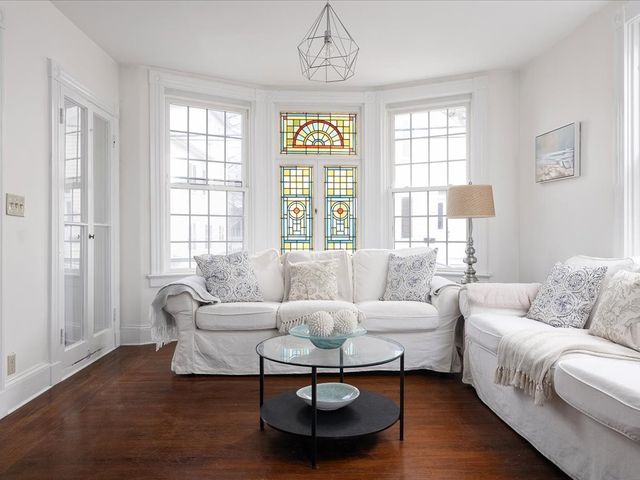43 Howard Street, Newport, RI 02840