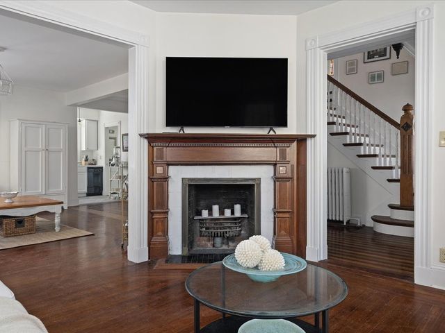 43 Howard Street, Newport, RI 02840