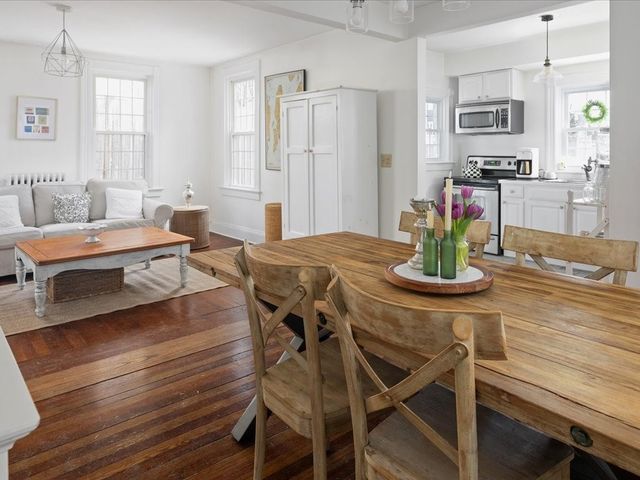 43 Howard Street, Newport, RI 02840