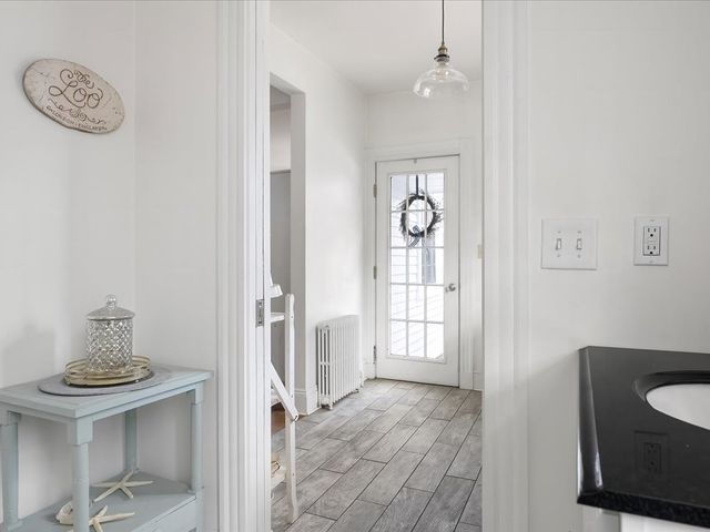 43 Howard Street, Newport, RI 02840