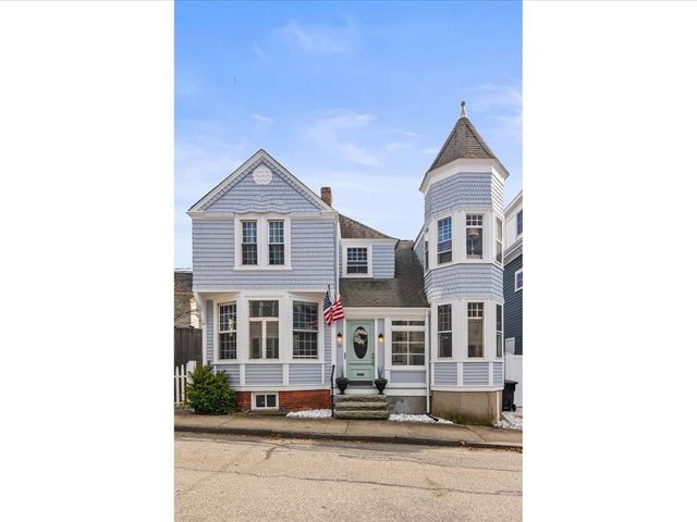 43 Howard Street, Newport, RI 02840