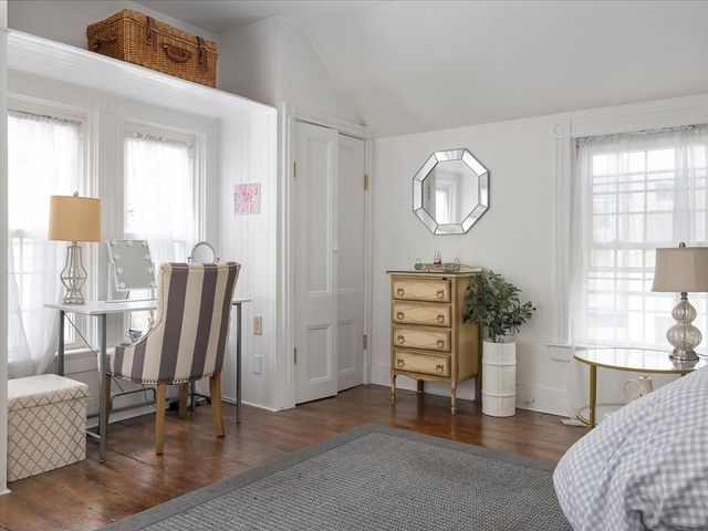 43 Howard Street, Newport, RI 02840