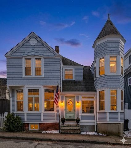 43 Howard Street, Newport, RI 02840