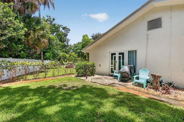 1023 SE 7th St, Stuart, FL 34996