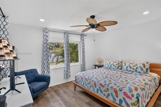 1023 SE 7th St, Stuart, FL 34996