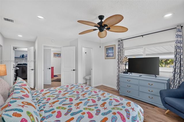 1023 SE 7th St, Stuart, FL 34996
