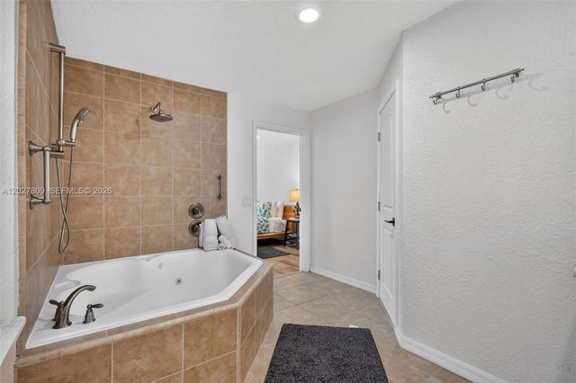 1023 SE 7th St, Stuart, FL 34996