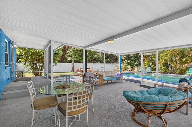 1023 SE 7th St, Stuart, FL 34996