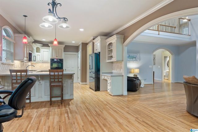 1004 HIGHLAND PARK PLACE, Birmingham, AL 35242