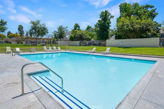 1 Woodleaf, Irvine, CA 92614