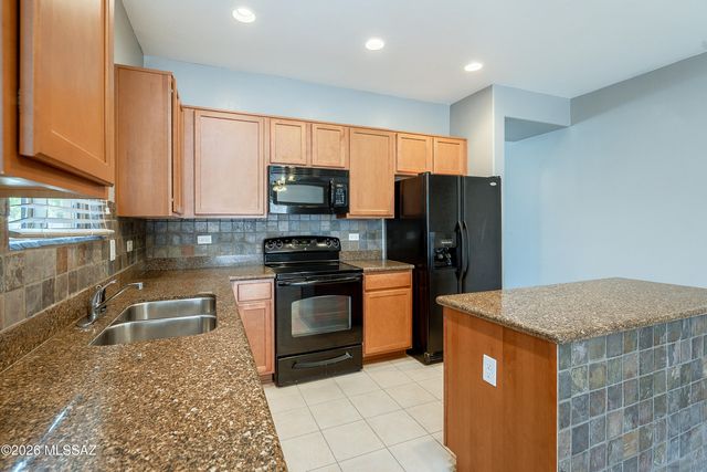 7307 E Heartwood Drive, Tucson, AZ 85756