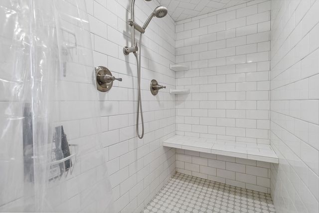 165 Mari-B, Center Point, TX 78010