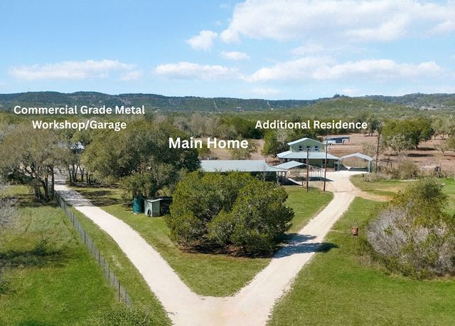 165 Mari-B, Center Point, TX 78010