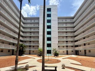 15600 NW 7TH Avenue 303, Miami, FL 33169
