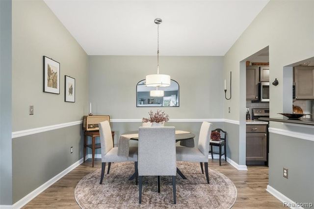 28259 Oakmonte Circle, New Hudson, MI 48165