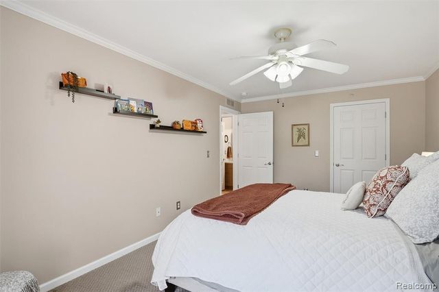 28259 Oakmonte Circle, New Hudson, MI 48165