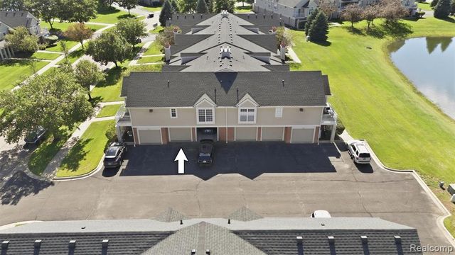28259 Oakmonte Circle, New Hudson, MI 48165