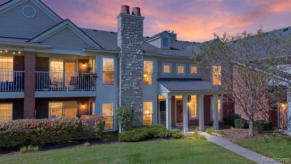 28259 Oakmonte Circle, New Hudson, MI 48165