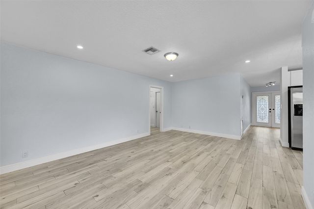 9254 NW 13th Pl, Coral Springs, FL 33071