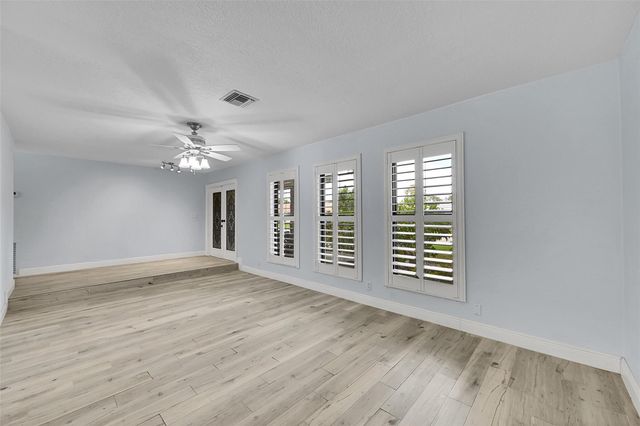 9254 NW 13th Pl, Coral Springs, FL 33071