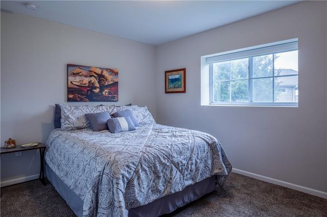 5602 Fort Laramie Court, Lawrence, KS 66049