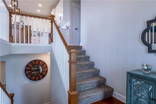 5602 Fort Laramie Court, Lawrence, KS 66049