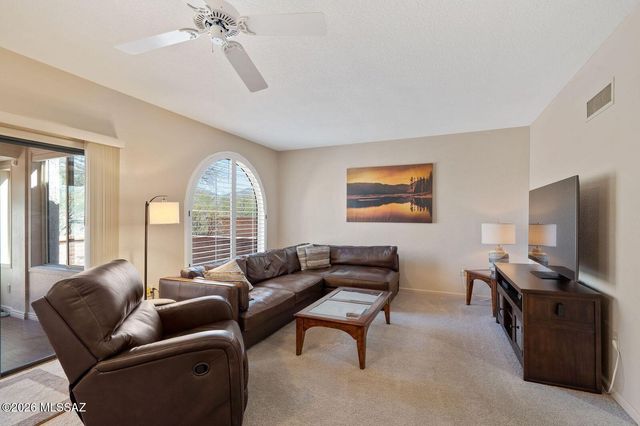 14410 N Spanish Garden Lane, Oro Valley, AZ 85755