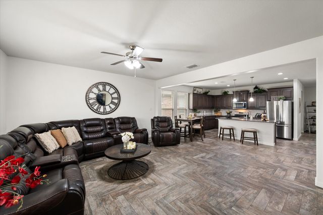 15860 Farringdon Street, Fort Worth, TX 76247
