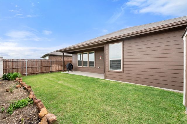 15860 Farringdon Street, Fort Worth, TX 76247
