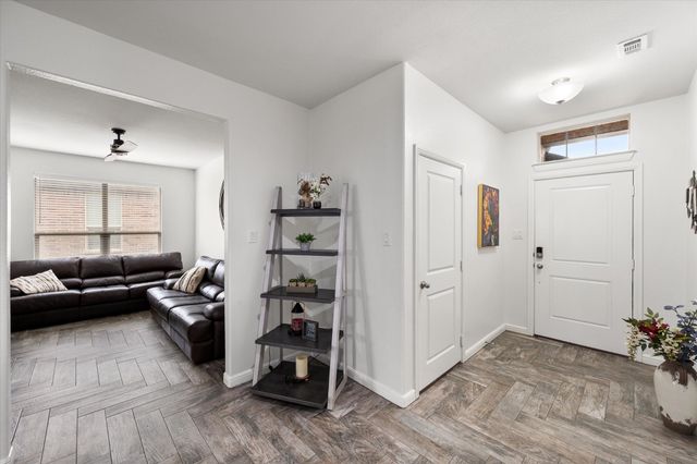 15860 Farringdon Street, Fort Worth, TX 76247