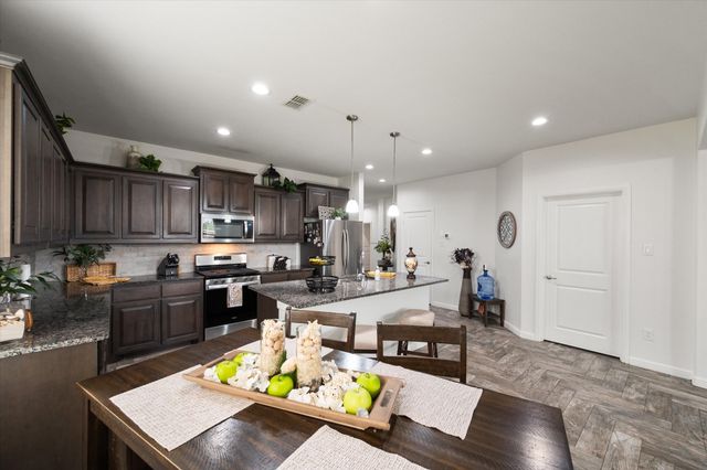 15860 Farringdon Street, Fort Worth, TX 76247