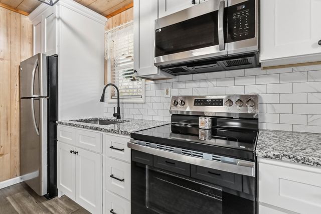 1954 Jasper Bend Road, Burnside, KY 42519