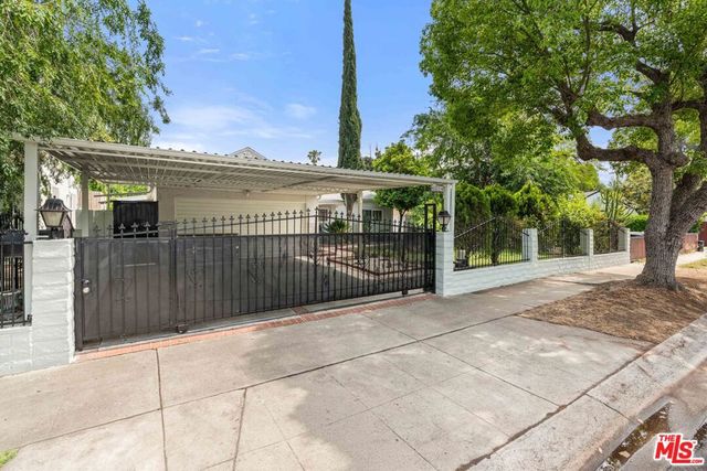 6214 Goodland Avenue, Valley Glen, CA 91606