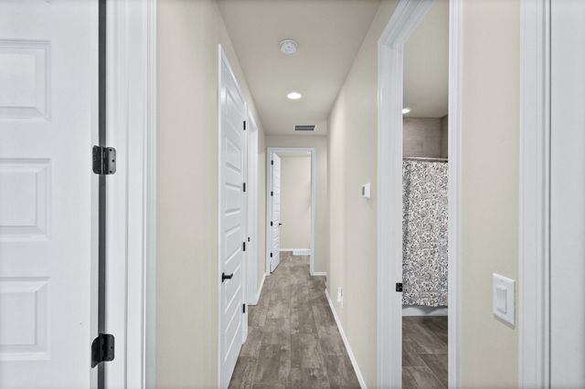 6969 CLEARY Loop NE, Rio Rancho, NM 87144