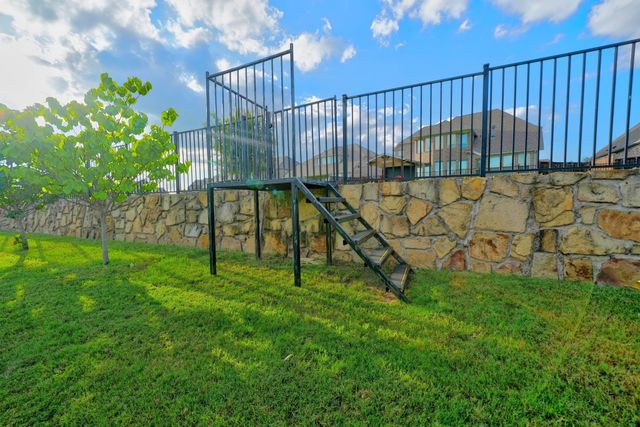 512 Emerson Drive, Rockwall, TX 75087