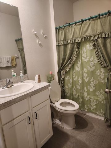 6643 LONGBOAT DRIVE, Brooksville, FL 34604