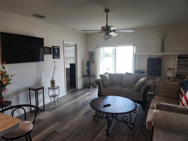 6643 LONGBOAT DRIVE, Brooksville, FL 34604