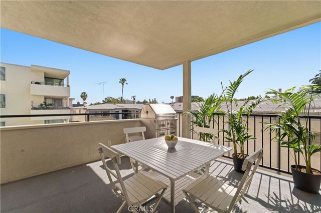 1550 N Laurel Avenue 201, Los Angeles, CA 90046