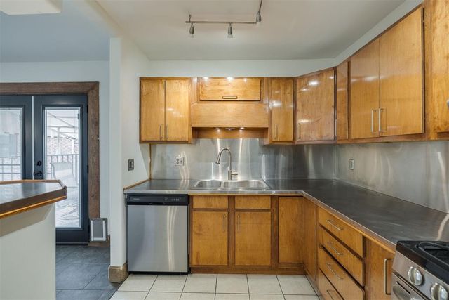 2527 NW 62nd Street 214, Oklahoma City, OK 73112