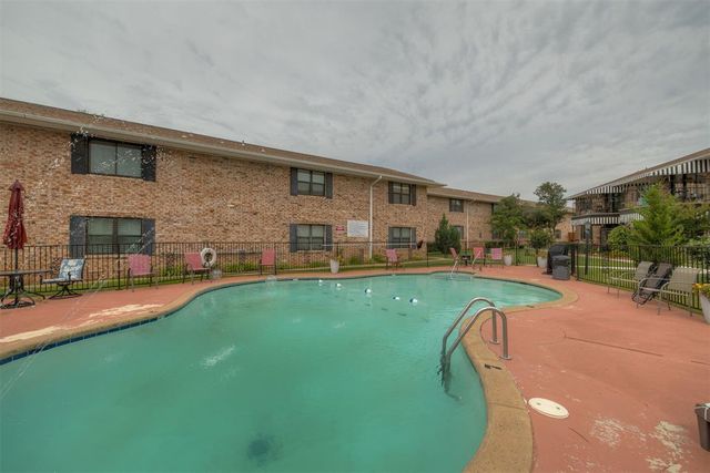 2527 NW 62nd Street 214, Oklahoma City, OK 73112